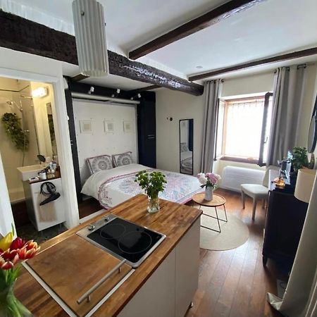 Studio Au Coeur Du Vieil Антиб Экстерьер фото