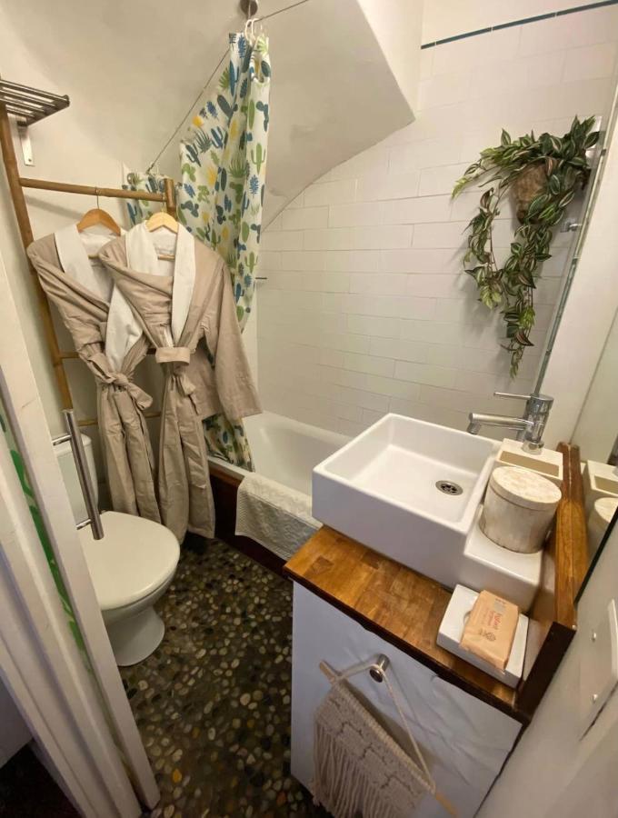 Studio Au Coeur Du Vieil Антиб Экстерьер фото